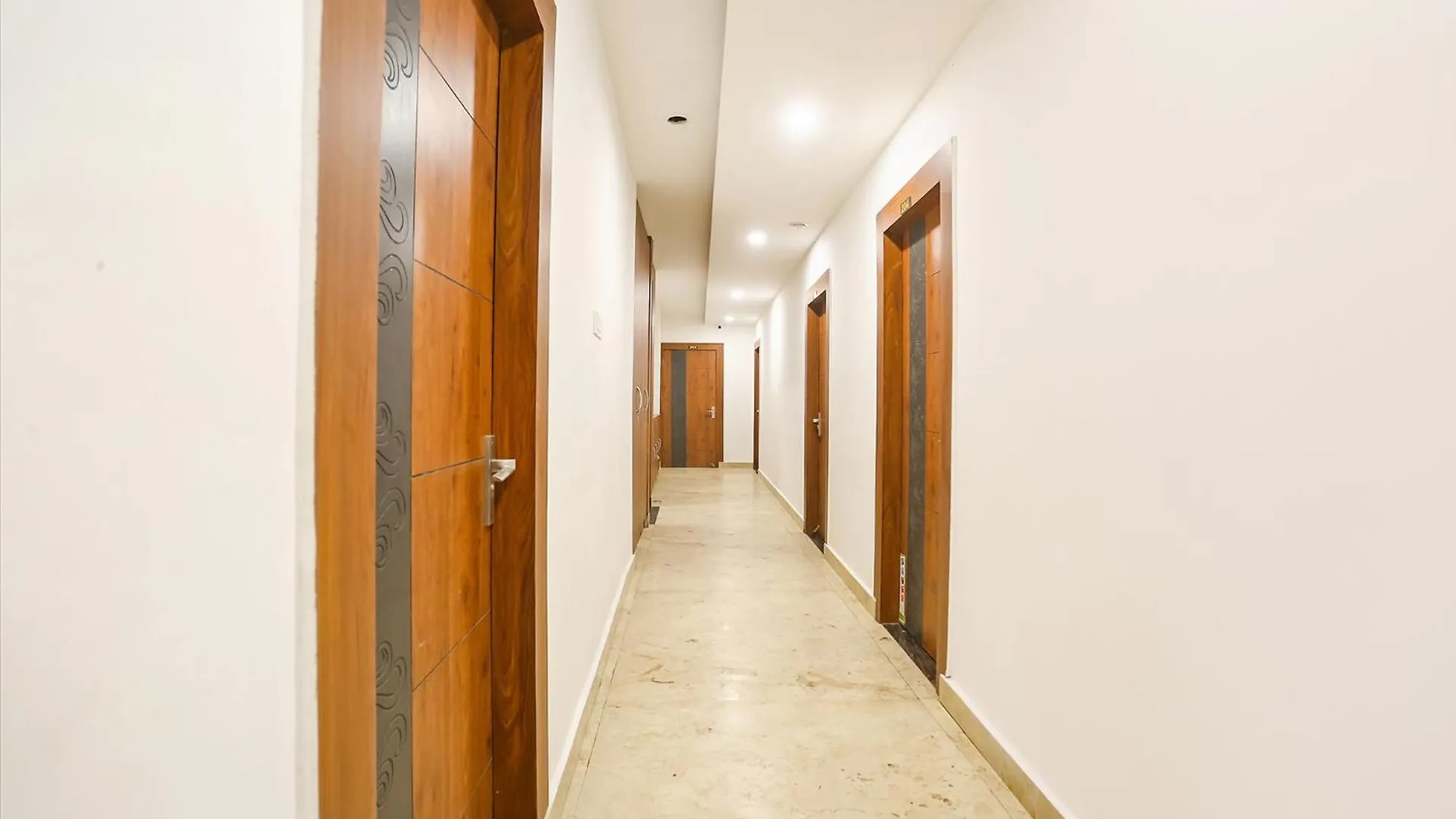 Fabhotel Hari Kunj Βαρανάσι